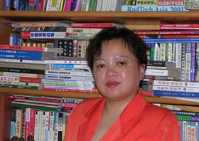 何卉
