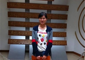 邹艳丽