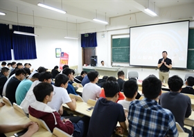 建筑工程学院“名企名师”大讲坛