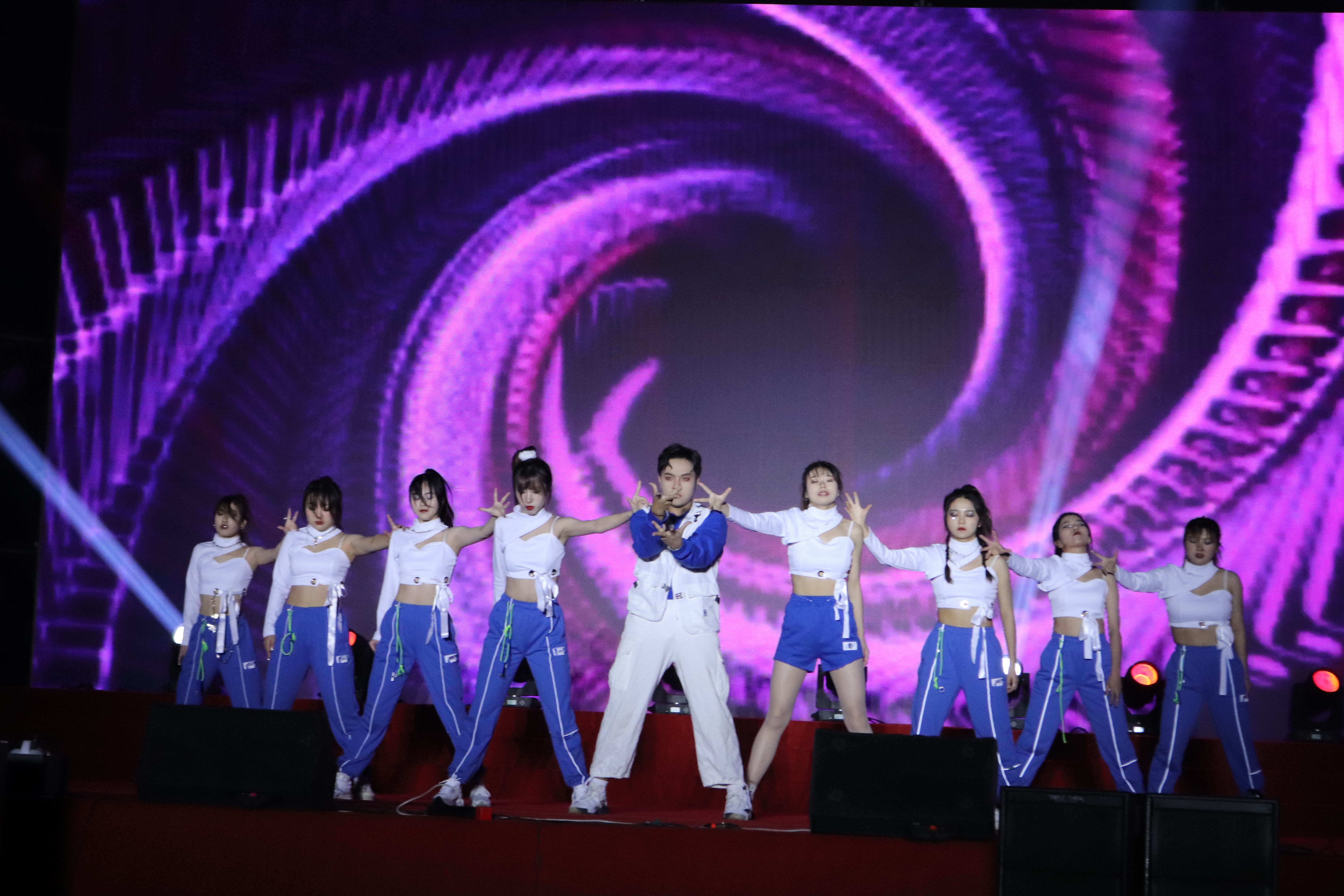 图二十三