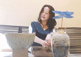 冯璩
