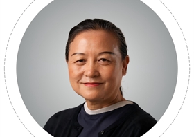 田华